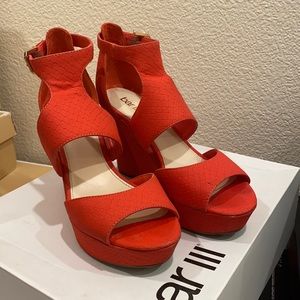 Bar IIi Sophie Coral Size 8.5
